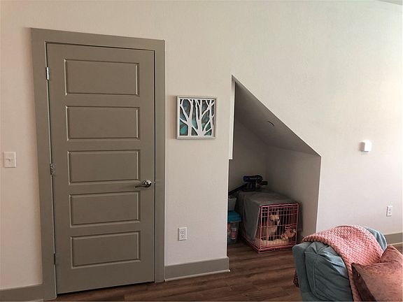 4th image of 12156 Abbey Glen Ln