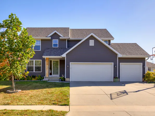 504 SW Hickory Gln, Grimes, IA 50111