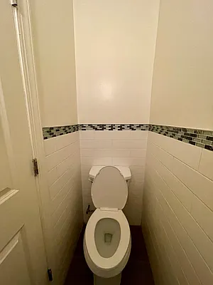 Rented by Building Equity Real Estate LLC | media 19