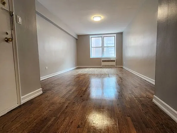 399 Ocean Pkwy APT 5E, Brooklyn, NY 11218