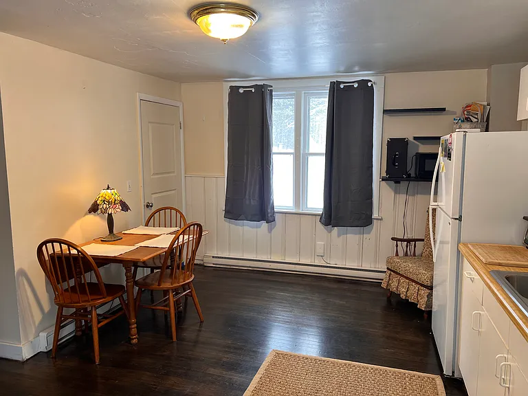 1323 Main St #2 — Photo 5
