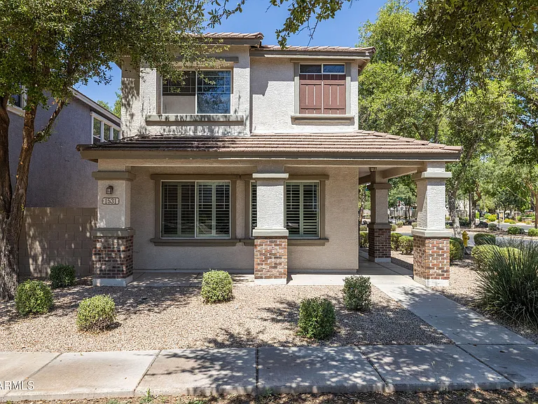 1531 S Longspur Ln — Photo 1