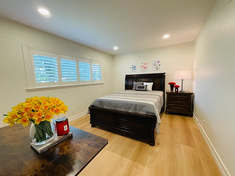 Standard Bedroom with Shared Bath