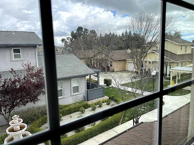 1320 Anita Ct — Photo 11