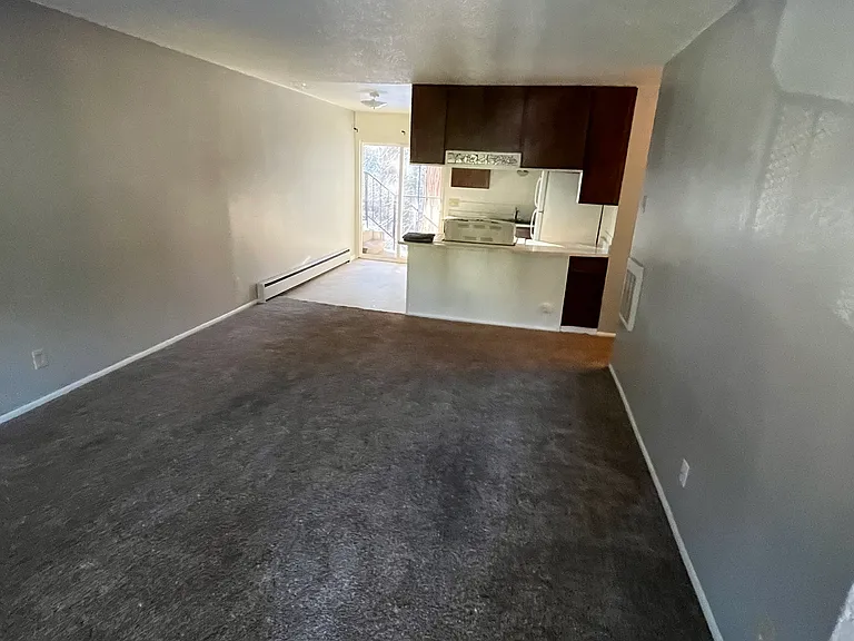 4300 Gray St — Photo 12