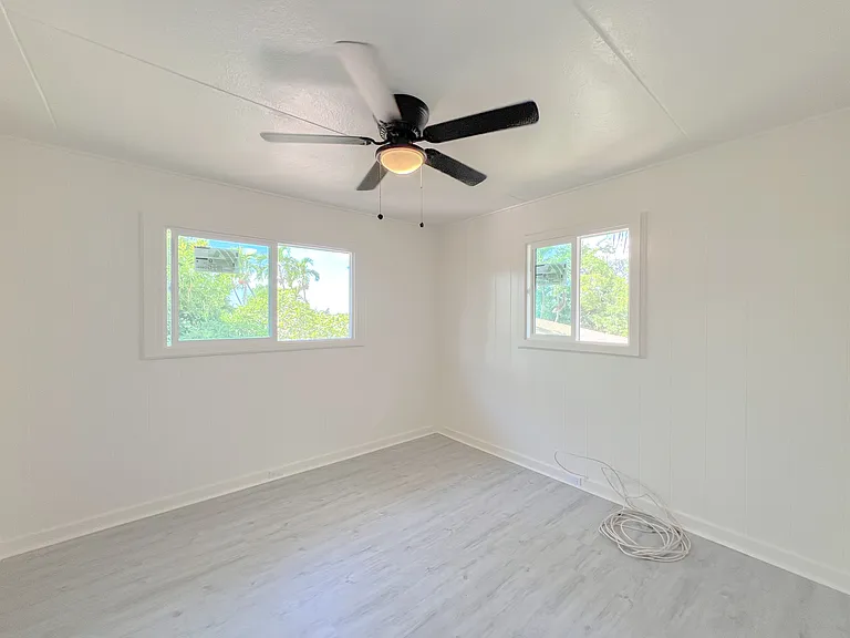 84-290 Makaha Valley Rd #B — Photo 12