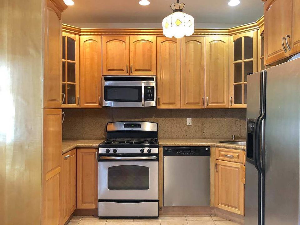 1st image of 3451 9th St APT 1B