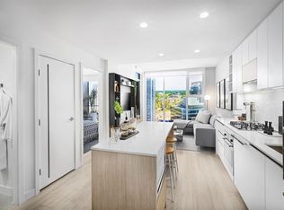 13573 98a Ave #607, Surrey, BC V3T1C2