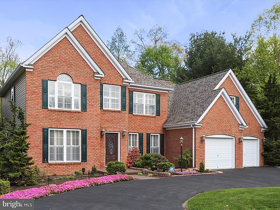 5th image of 11655 Brookdale Dr