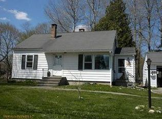 201 Highland Ave, Gardiner, ME 04345