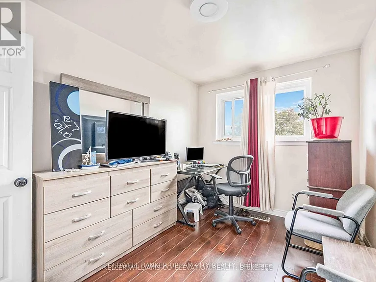 3073 Ireson Ct #UPPER — Photo 12
