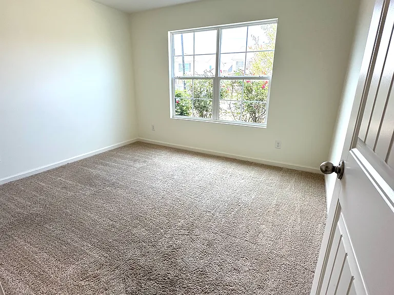 7411 Tulip Trestle Ct — Photo 14