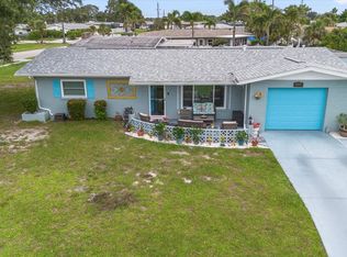 453 Sandlewood Dr, Venice, FL 34293