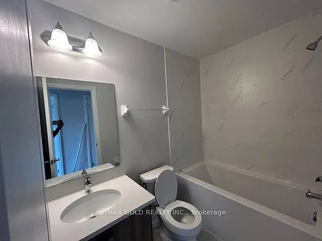 585 Colborne St #1010 — Photo 8