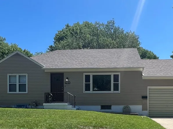904 Highland Ave, Red Oak, IA 51566