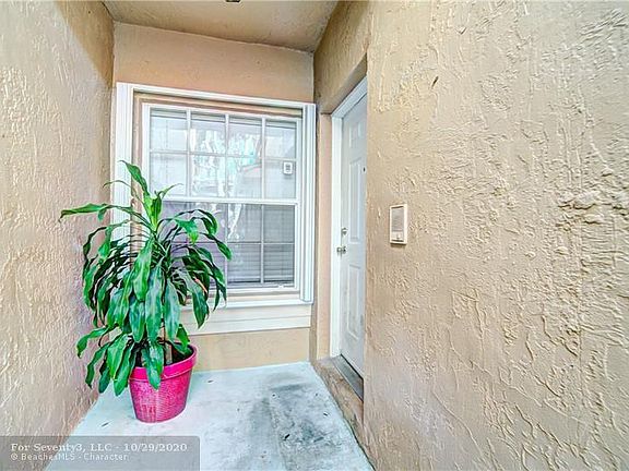 2nd image of 10108 Royal Palm Blvd
