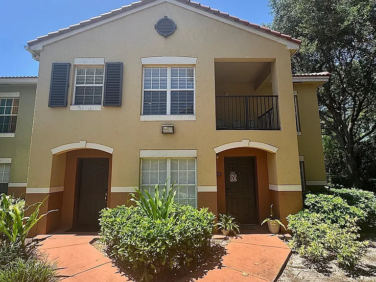 10330 Fox Trail Rd S #1206 — Photo 1