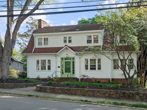 1218 W 4th St, Winston Salem, NC 27101