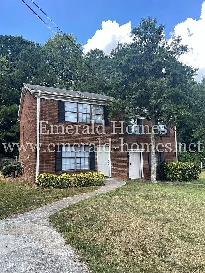 2 bed, 2.5 bath, 1200 sqft, $1,399 — Photo 1