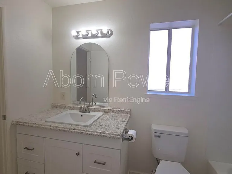 1140 Melton Dr #2 — Photo 5