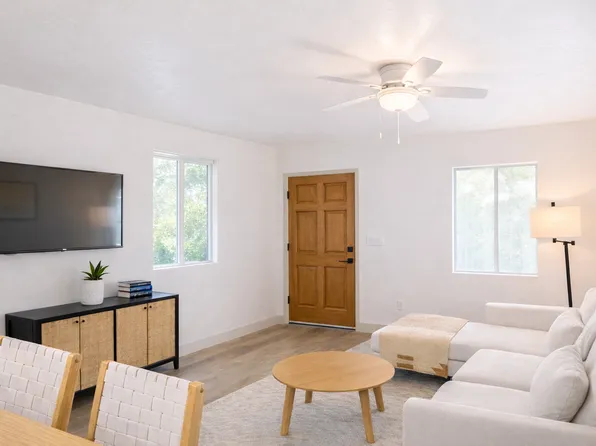 3833 Front St, San Diego, CA