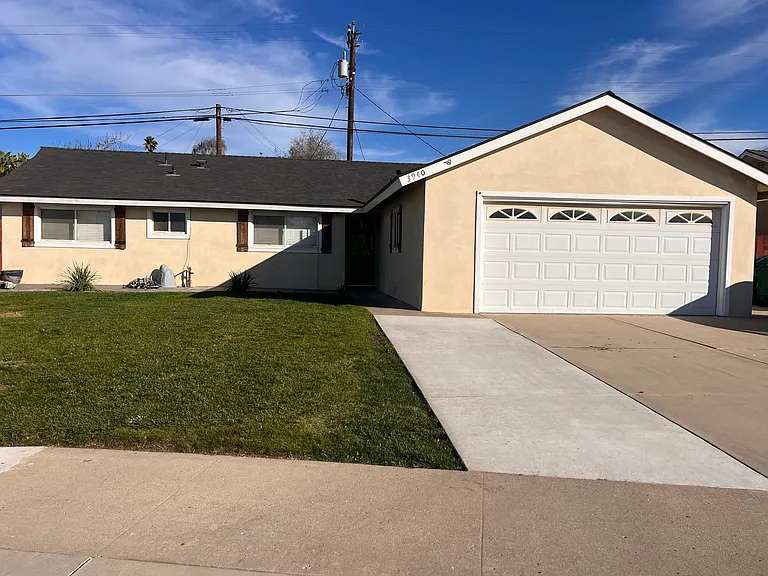 3940 Silver Leaf Dr — Photo 1