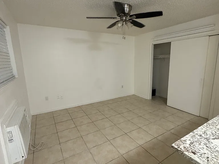 10945 Cherry Hill Ave #5 — Photo 2