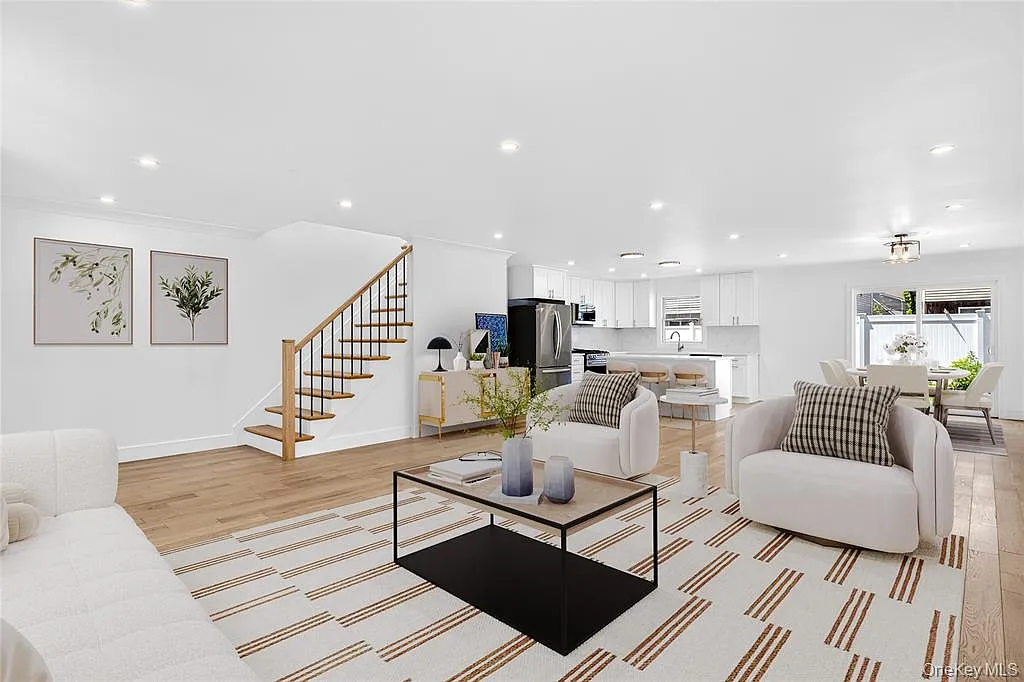 4 bed, 4.5 bath, 2639 sqft, $10,500 — Photo 3