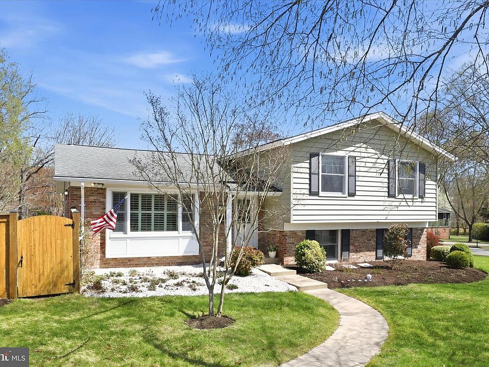 1st image of 2407 Candlewood Dr