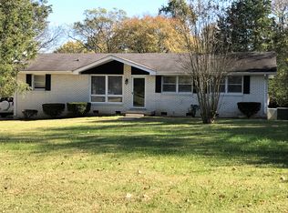 187 Hazelwood Ln, La Vergne, TN 37086