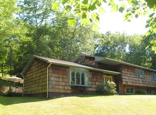 325 New Milford Rd E, Bridgewater, CT 06752