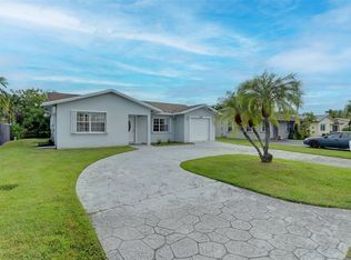 7008 NW 99th Way, Tamarac, FL 33321
