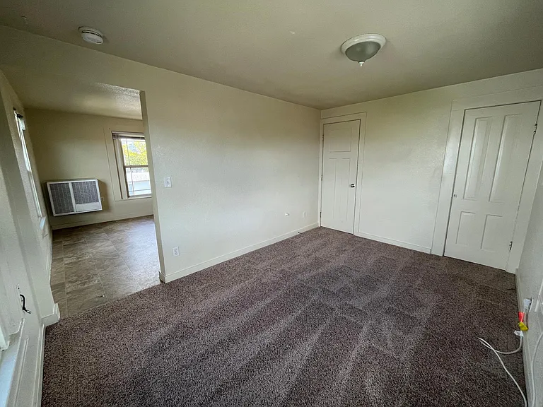 245 Grape St #2 — Photo 6