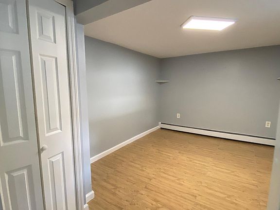 2nd image of 110 King Ave