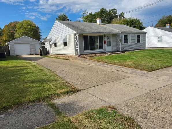 335 Preston Dr, South Bend, IN 46615