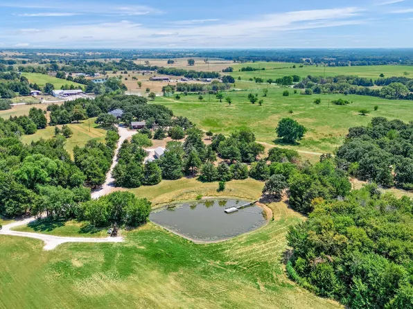 12854 E Us Highway 82, Whitesboro, TX 76273