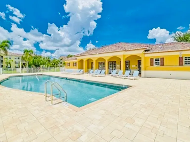 Saltwater heated pool/clubhouse