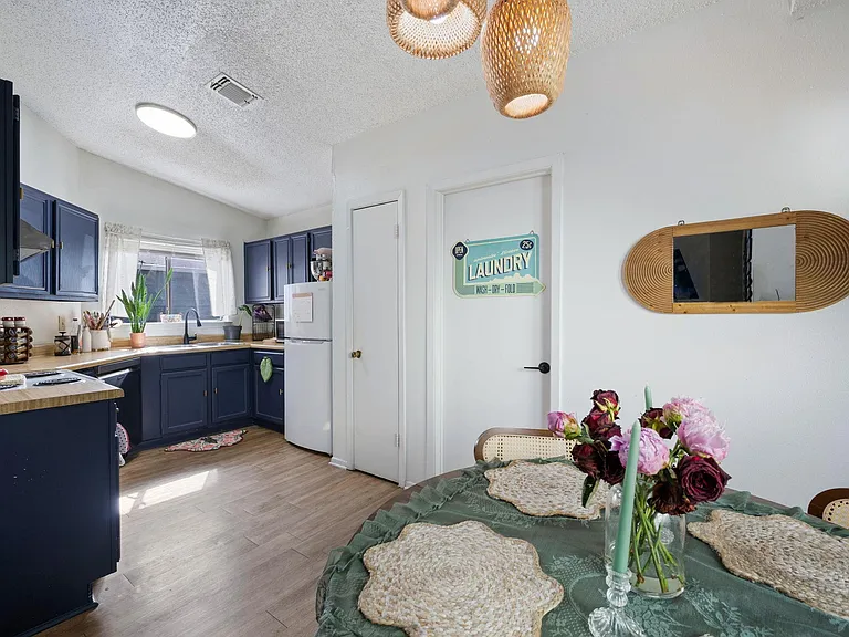 8317 Forest Ridge Dr — Photo 11