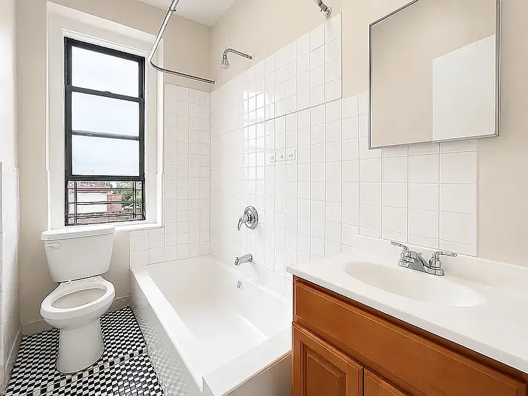 880 Bryant Ave #C2C — Photo 8