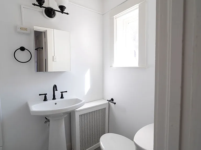 238 E Orange St #5 — Photo 11