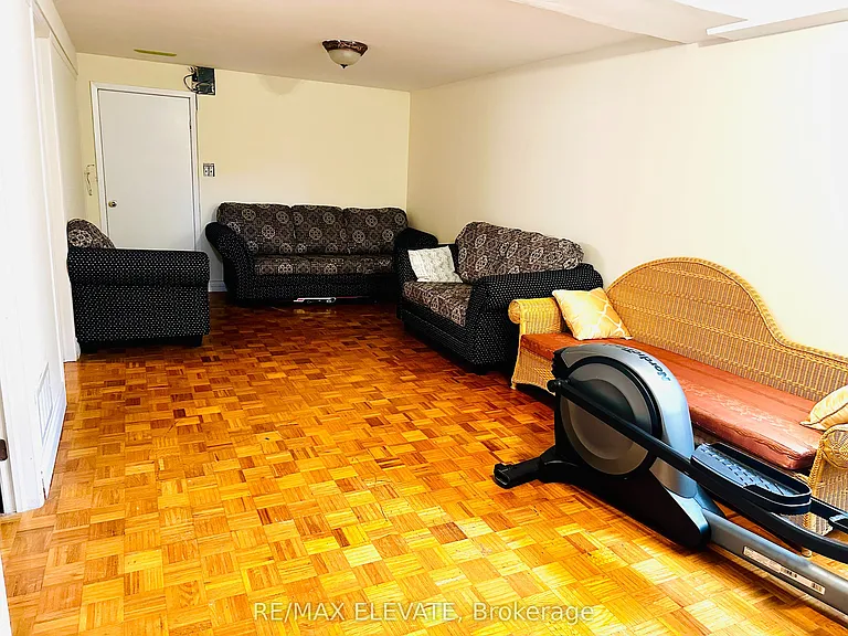 3 Gatesview Ave — Photo 4