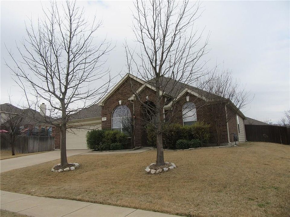1st image of 4401 Winding Glen Ln