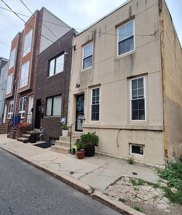1st image of 1913 Gerritt St