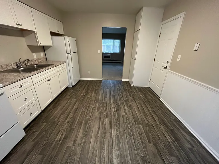 B3 Kitchen