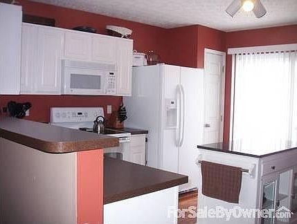 4th image of 5528 Mossy Creek Dr