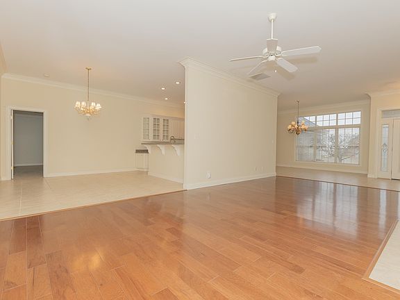 5th image of 4531 Langly Ct