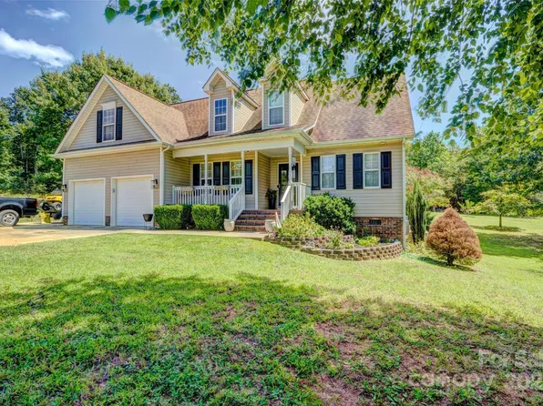 2201 Pinnacle View Dr #74, Kings Mountain, NC 28086