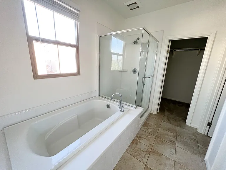 58 Quill — Photo 30