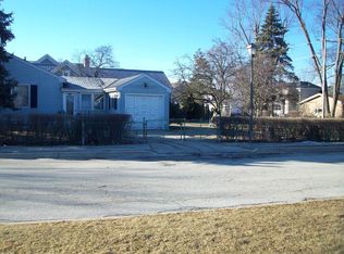 500 S Berkley Ave, Elmhurst, IL 60126