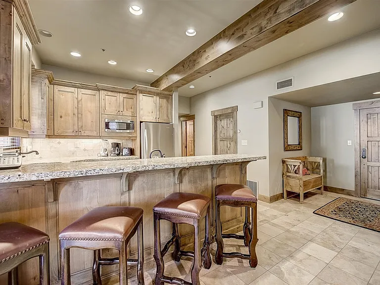 7580 Royal St E #24 — Photo 9